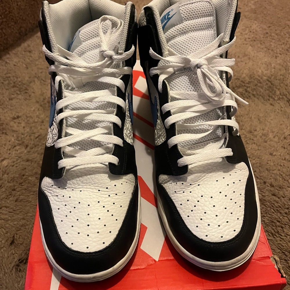 Nike High-Top Sneakers in White, Black & Light Blue - Picture 2 of 9